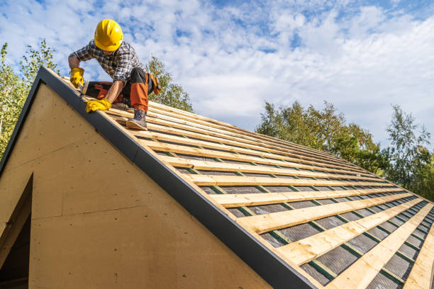 Best Flat Roof Repair Services  in Middleton, WI